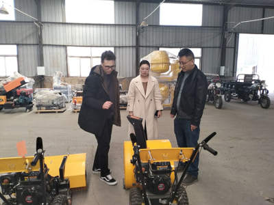 Kemitraan Frosty: Kereide Menandatangani Perjanjian untuk Memasok 400 Mesin Penyapu Salju ke Pemasok Kota Rusia