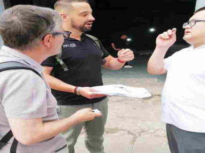 Pelanggan Spanyol Kunjungi Pabrik Keruide, Pesan Alat Pembersih Sampah Mandiri di Tempat